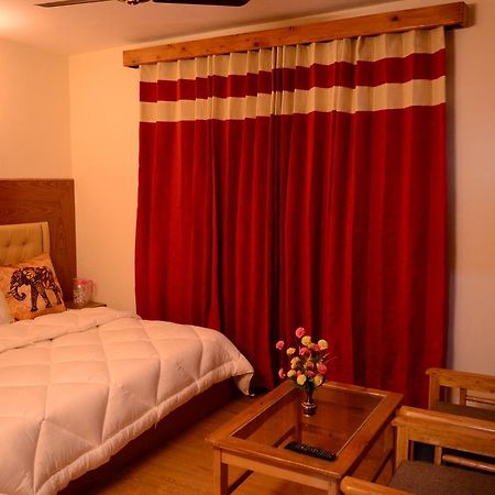 Bed and Breakfast Ambika Bliss Manāli Exterior foto
