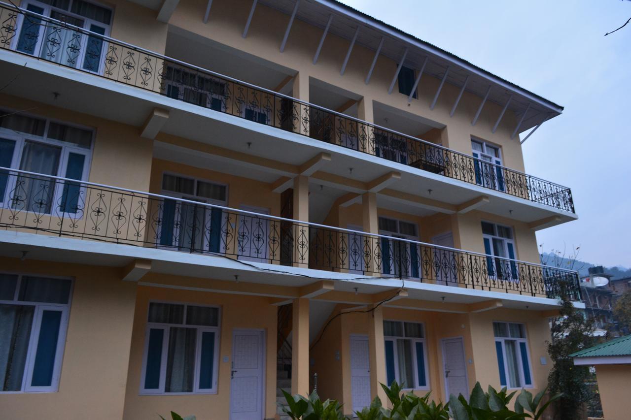 Bed and Breakfast Ambika Bliss Manāli Exterior foto