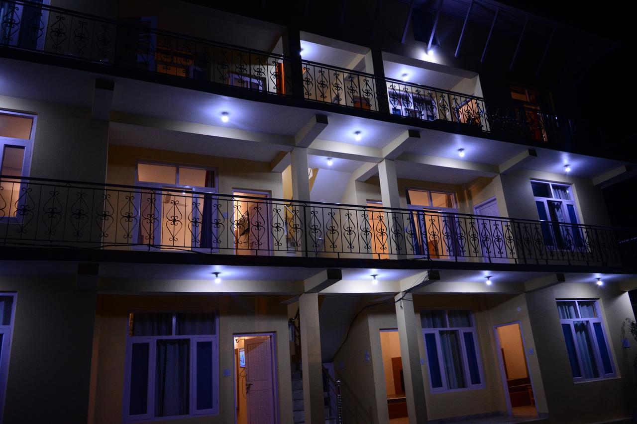 Bed and Breakfast Ambika Bliss Manāli Exterior foto