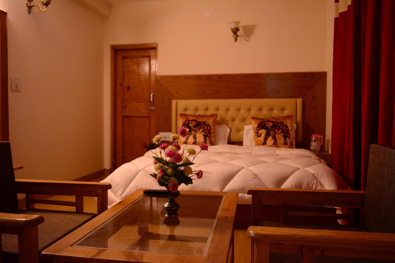 Bed and Breakfast Ambika Bliss Manāli Exterior foto