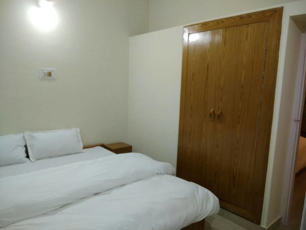 Bed and Breakfast Ambika Bliss Manāli Exterior foto